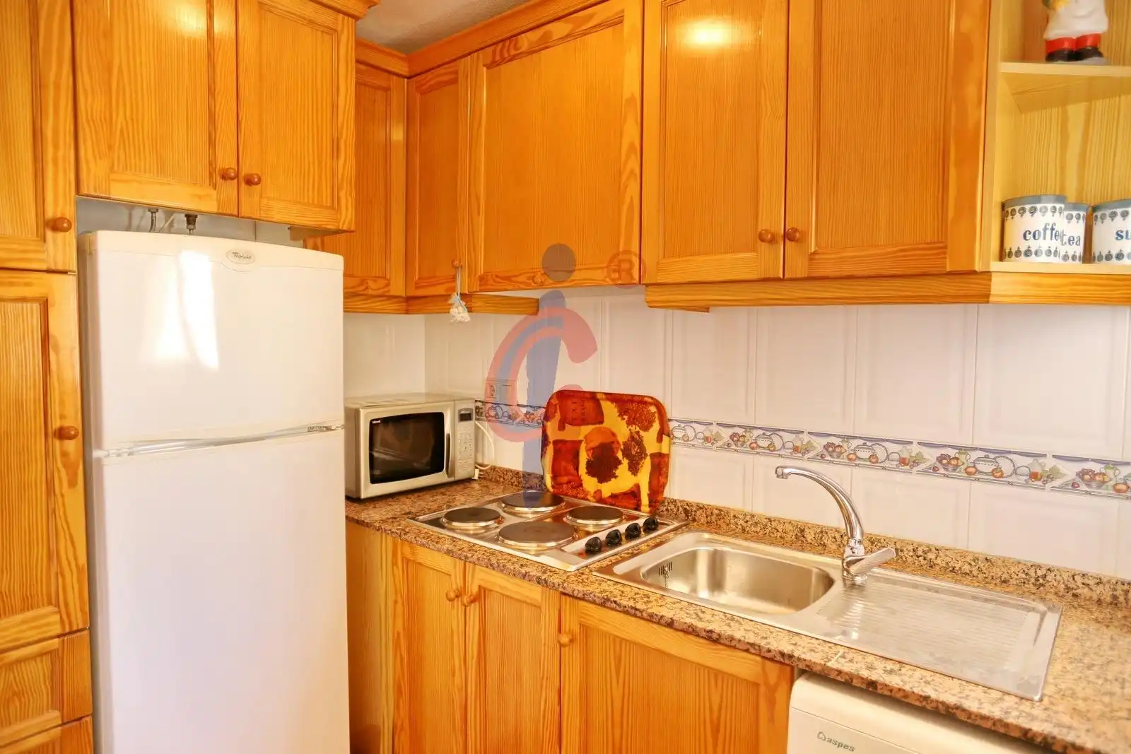 Cuina de Apartament en venda en Guardamar del Segura amb Terrassa i Moblat