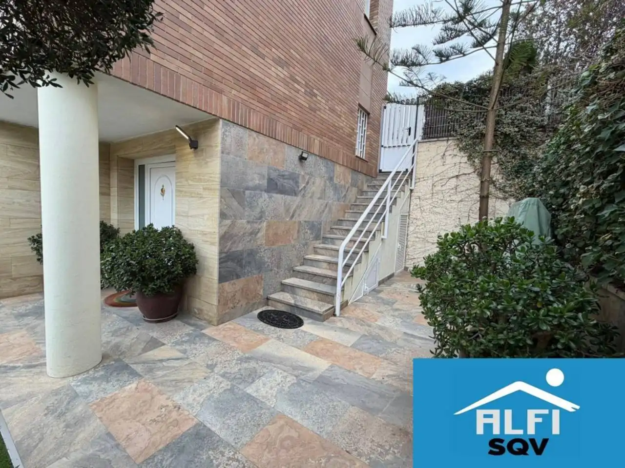 Exterior view of Houses for sale in Sant Quirze del Vallès  with Air Conditioner, Heating and Private garden