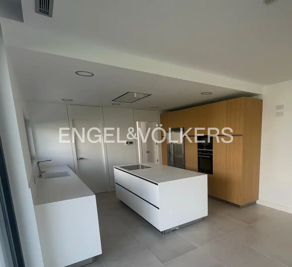 Cocina de Casa o chalet de alquiler en Majadahonda con Aire acondicionado, Calefacción y Jardín privado