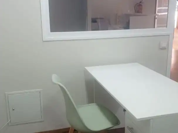 Local de alquiler en Benidorm con Amueblado y Internet