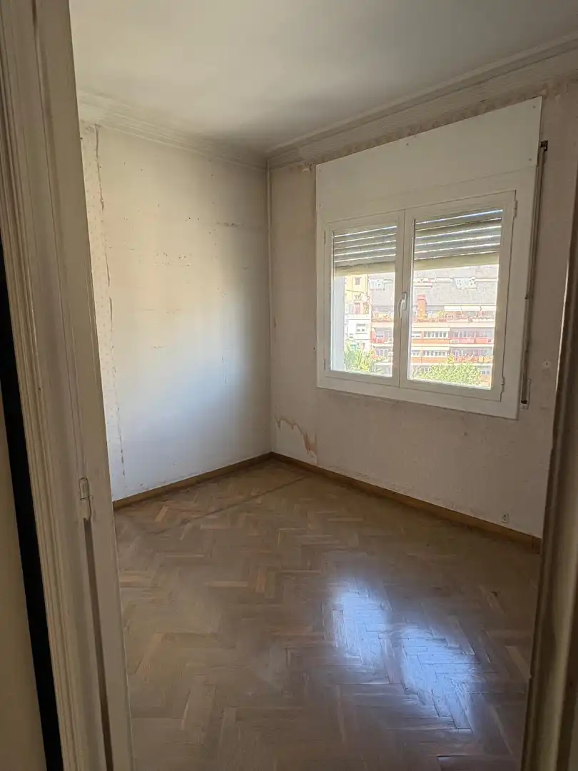 Habitación de Piso en venta en Barcelona con Trastero
