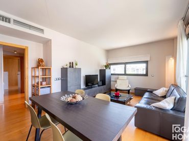 Penthouse with pool for sale in Roc Codo