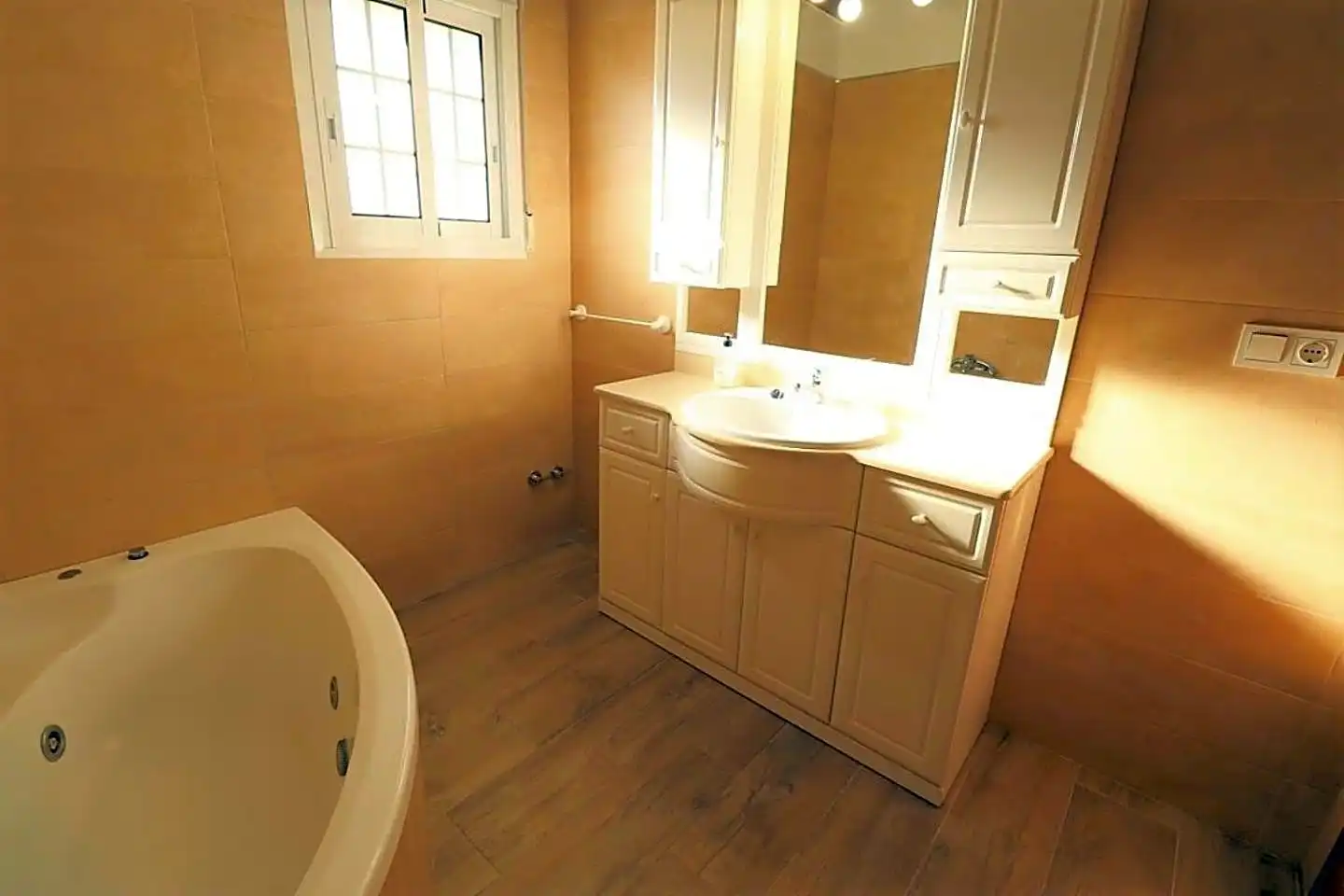 Baño de Casa o chalet de alquiler en Mijas con Aire acondicionado, Jardín privado y Terraza