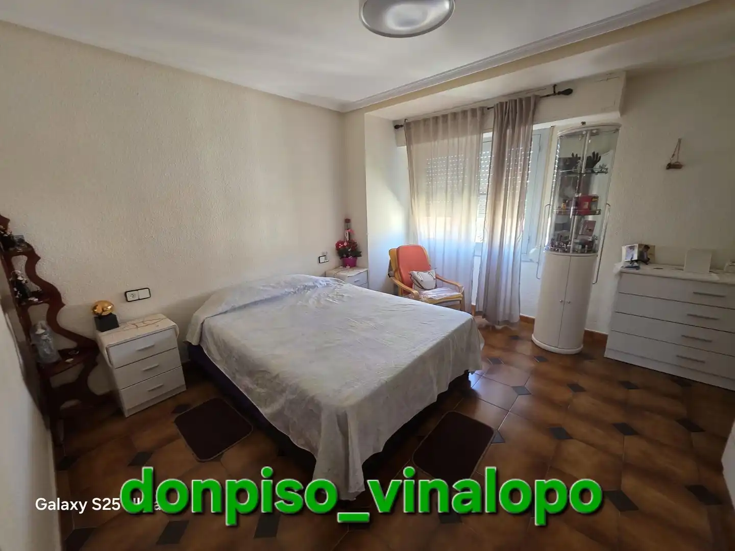 Schlafzimmer von Wohnungen zum Verkauf in Elda mit Balkon