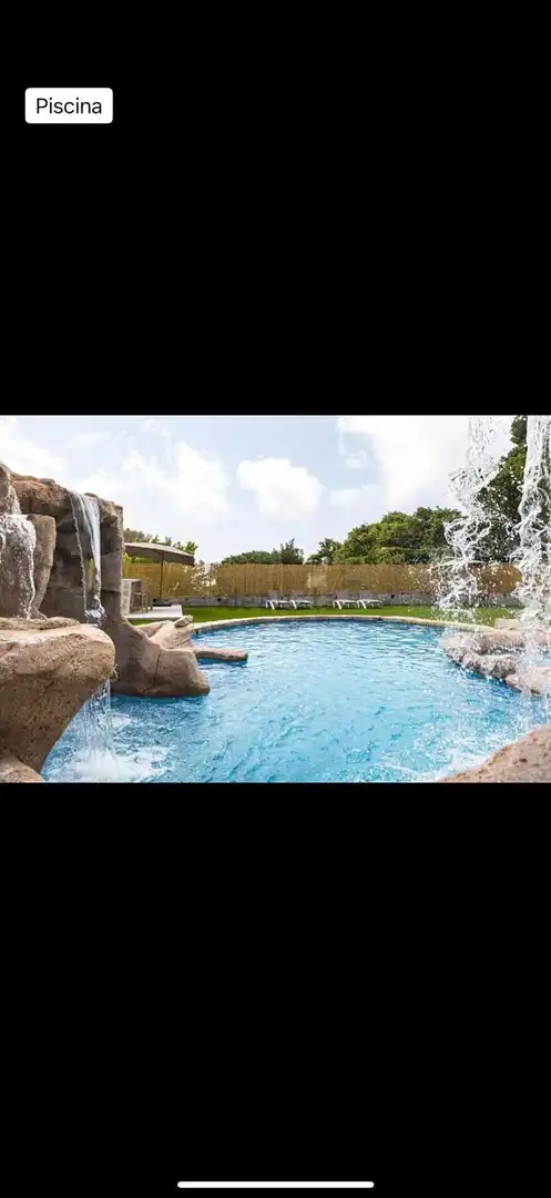 Piscina de Casa o xalet en venda en Benalmádena amb Aire condicionat, Jardí privat i Terrassa