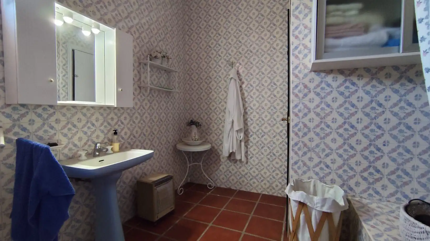 House with pool for sale in El Castillo de las Guardas, imagen 31