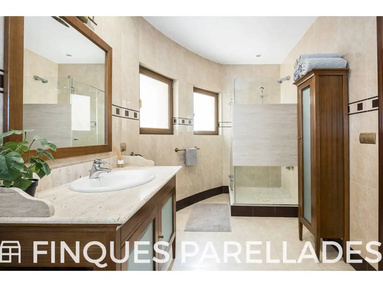 Bathroom of Houses for sale in Sitges  with Terrace and Swimming Pool
