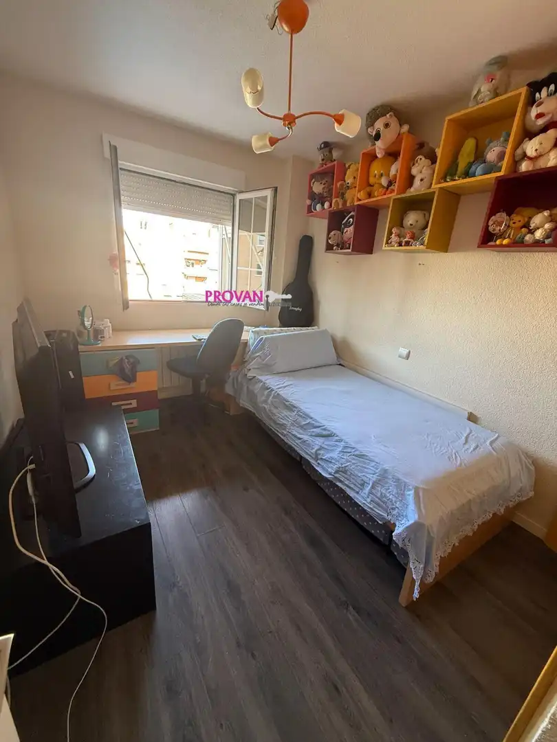 Bedroom of Flat for sale in Torrejón de Ardoz  with Air Conditioner, Heating and Private garden