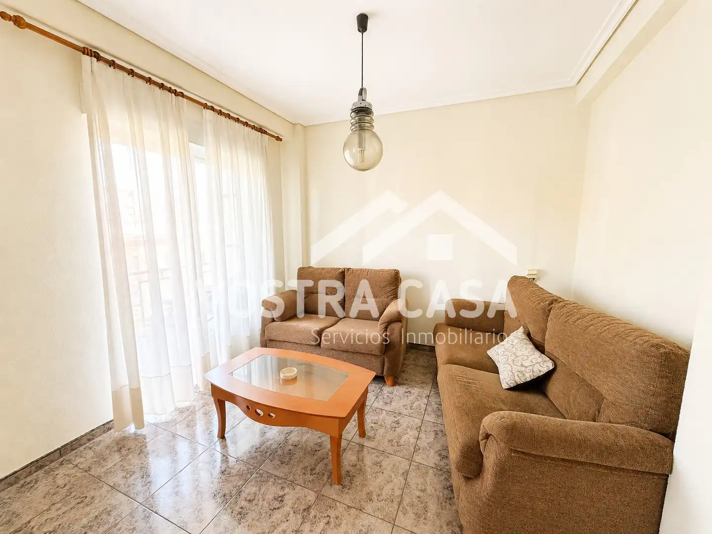 Sala de estar de Piso de alquiler en Requena