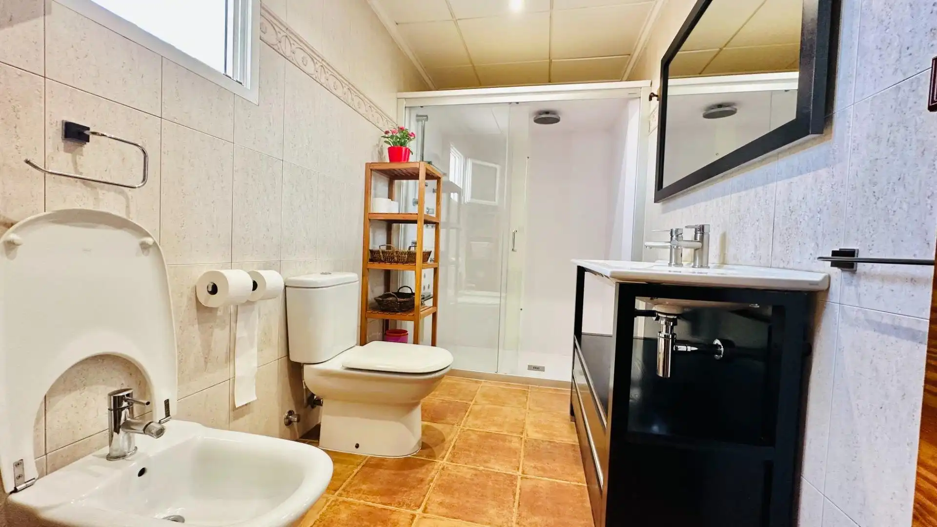 Bany de Casa o xalet en venda en Orihuela amb Calefacció, Jardí privat i Terrassa