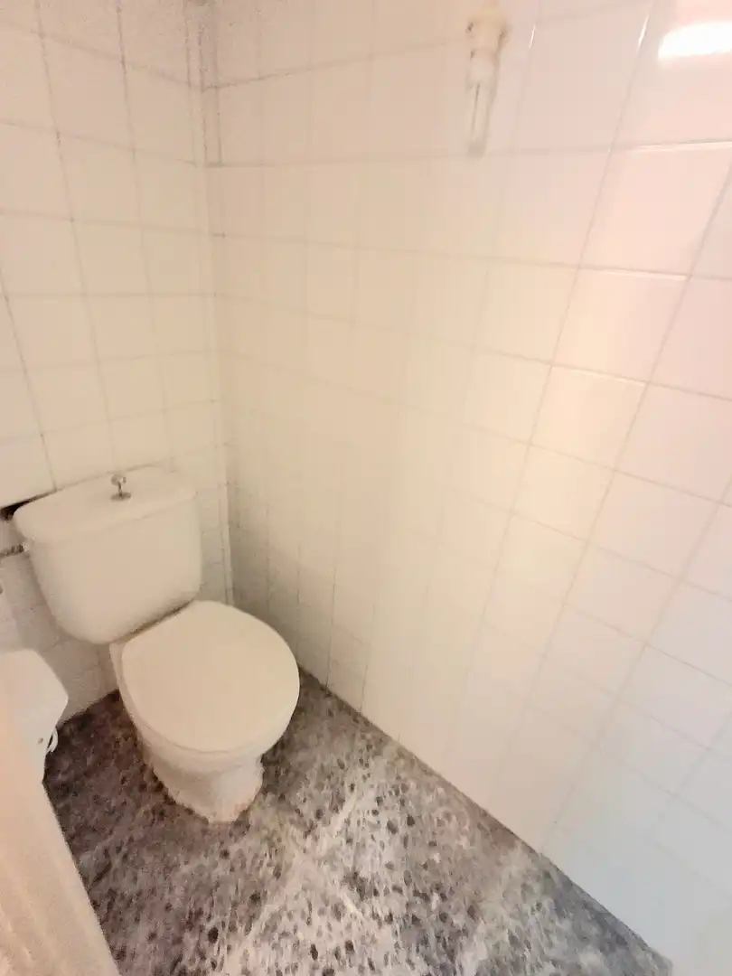Local en venta en Carrer de Marcelino Menéndez Pelayo, 6, Centre