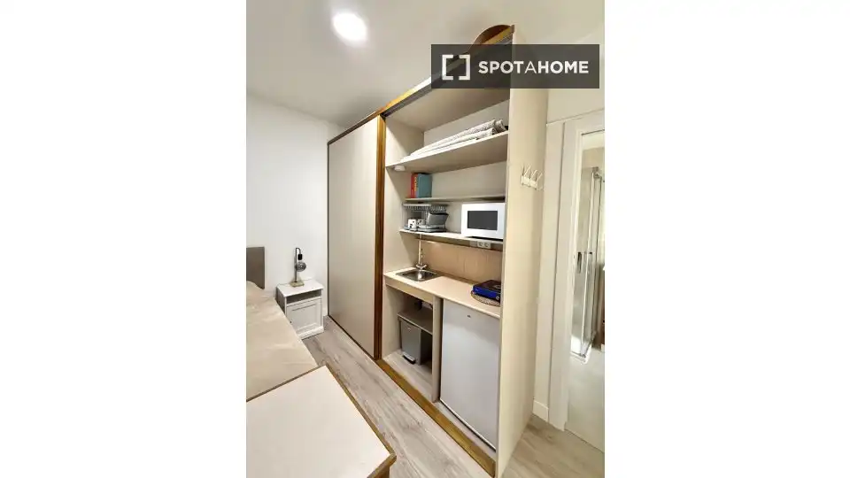 Flat to rent in Ciudad Lineal, imagen 3