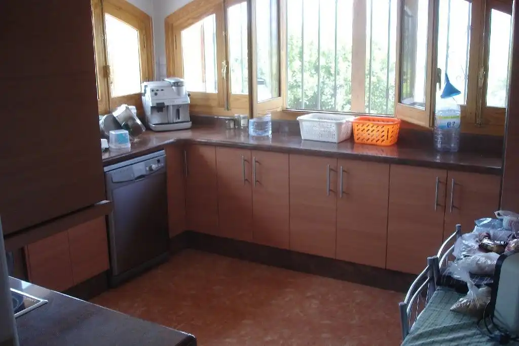 Chalet con piscina en venta en Benillup, imagen 36