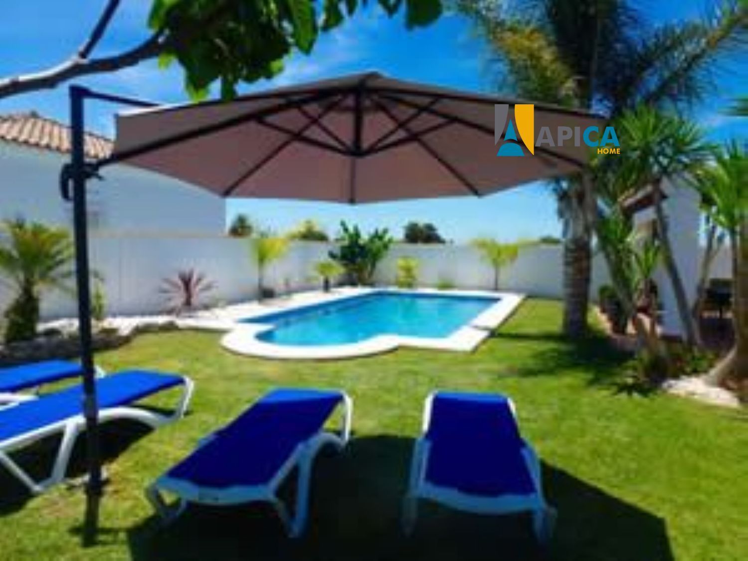 Piscina de Casa o chalet en venta en Chiclana de la Frontera con Terraza, Trastero y Piscina