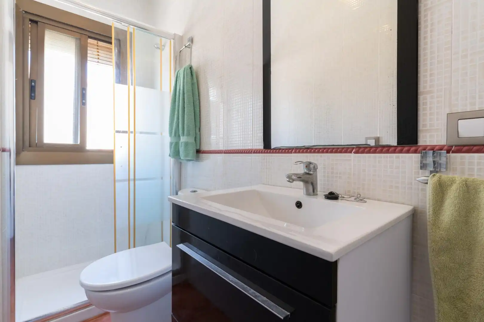 Badezimmer von Einfamilien-Reihenhaus zum Verkauf in Almería