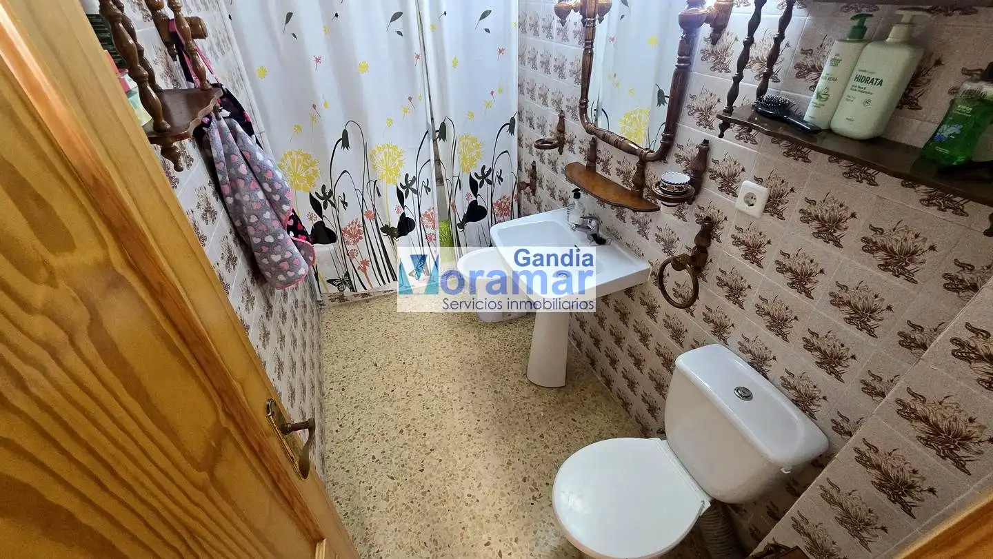 Badezimmer von Wohnungen zur Miete in Miramar mit Heizung, Terrasse und Möbliert
