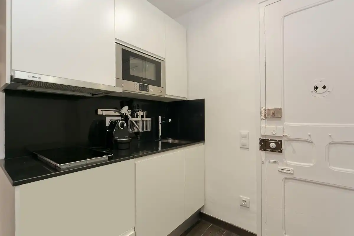 Cuina de Pis en venda en Barcelona amb Aire condicionat, Calefacció i Balcó