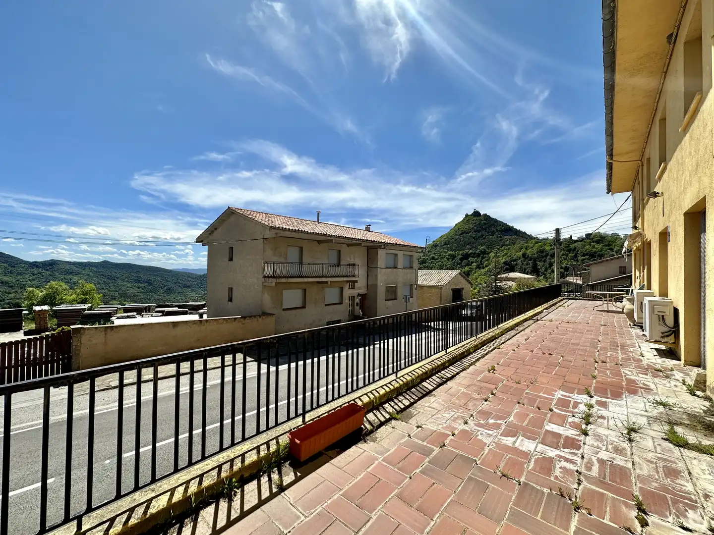 Exterior view of Buildings for sale in Santa Maria de Besora