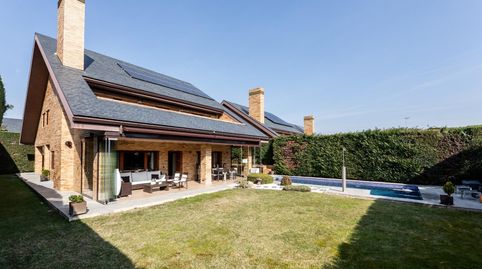 Photo 3 of Houses for rent in Ciudalcampo, Madrid