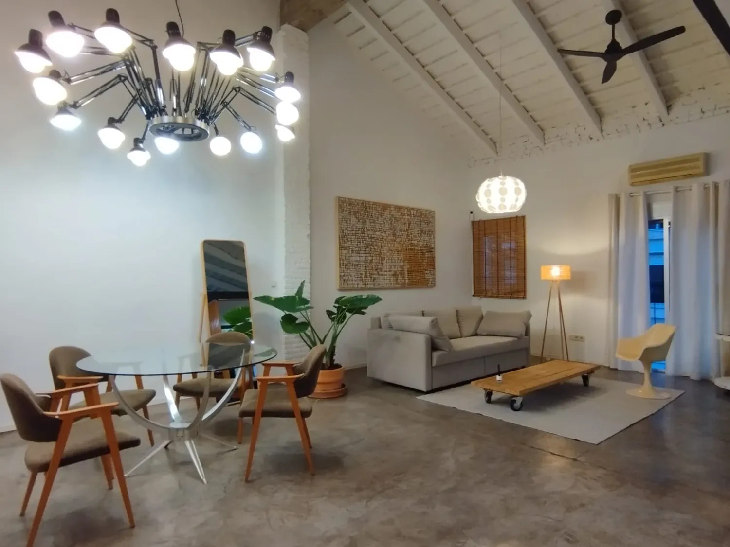 Estudi de lloguer a Torrefiel