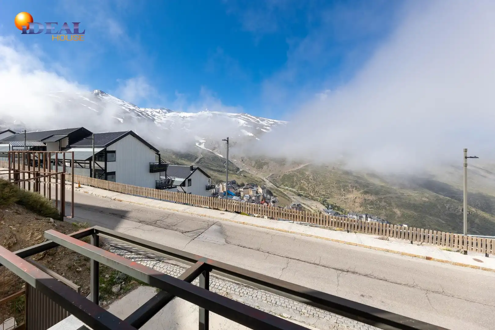 Apartment with lift for sale in Zona alta, imagen 2