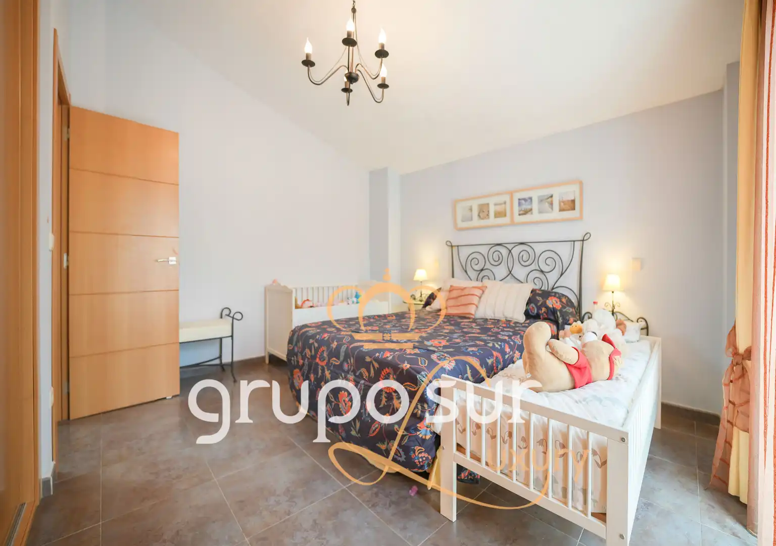 Habitación de Casa o chalet en venta en Aldeamayor de San Martín con Calefacción, Jardín privado y Terraza