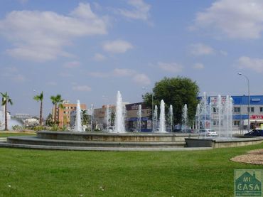 Local comercial en venda a Este