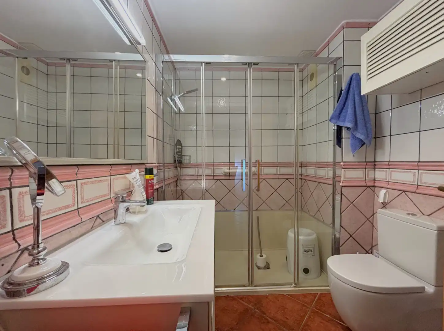 Detached homes for sale in Carrer Zarauz, El Grao