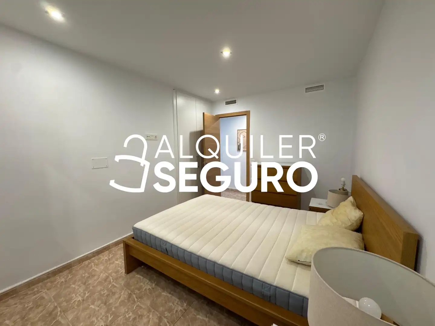 Schlafzimmer von Wohnung zur Miete in Málaga mit Klimaanlage, Terrasse und Möbliert