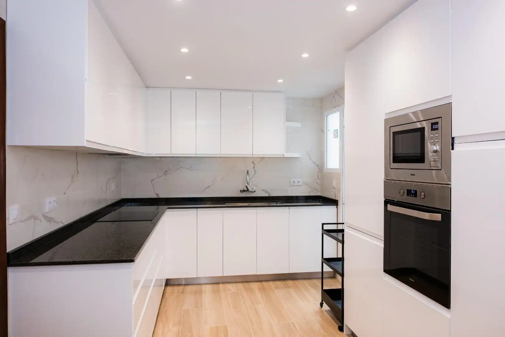 Wohnung mit Terrasse zur Miete in Avenida PERIS Y VALERO, imagen 14