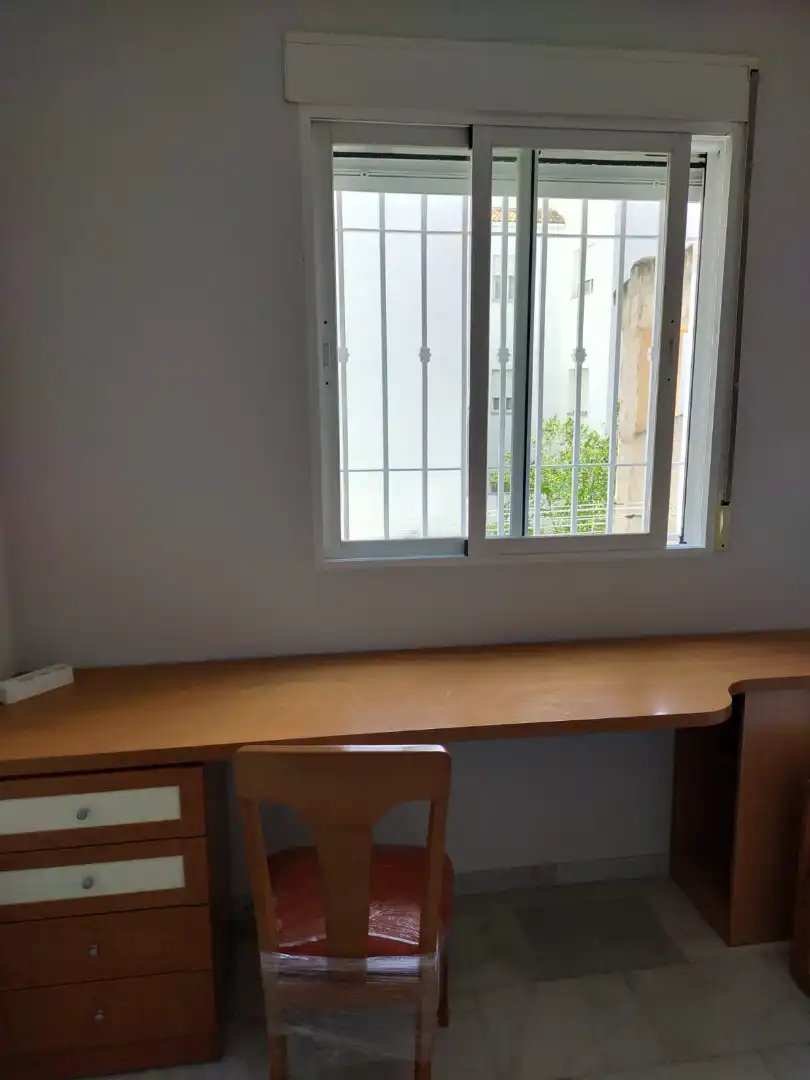 Habitación de Piso de alquiler en Churriana de la Vega con Amueblado
