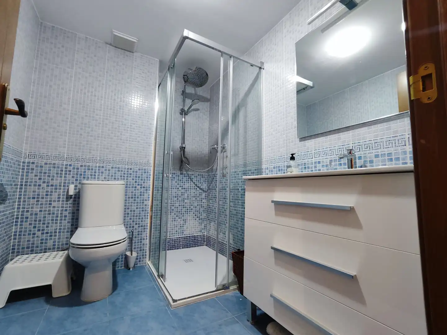 Baño de Casa adosada en venta en Sojuela con Calefacción, Jardín privado y Parquet