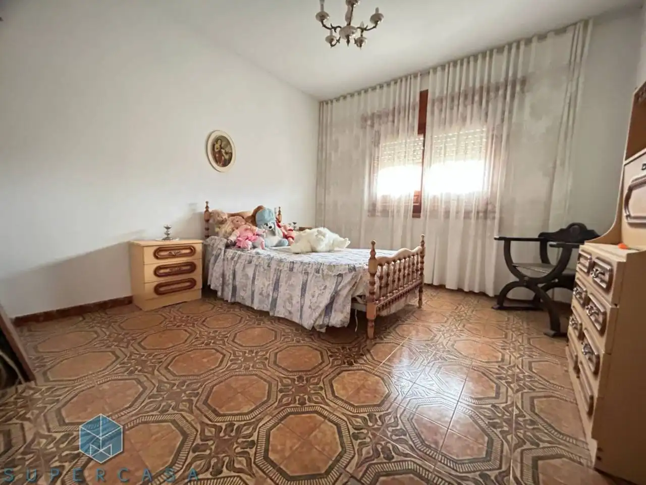 Dormitori de Casa o xalet en venda en Bargas amb Calefacció, Jardí privat i Terrassa