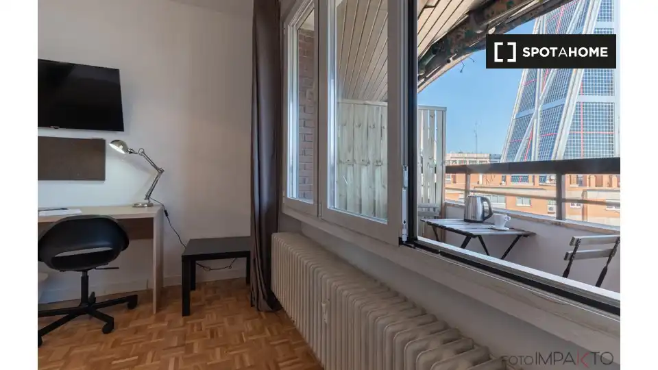 Habitación en Almenara -Ventilla