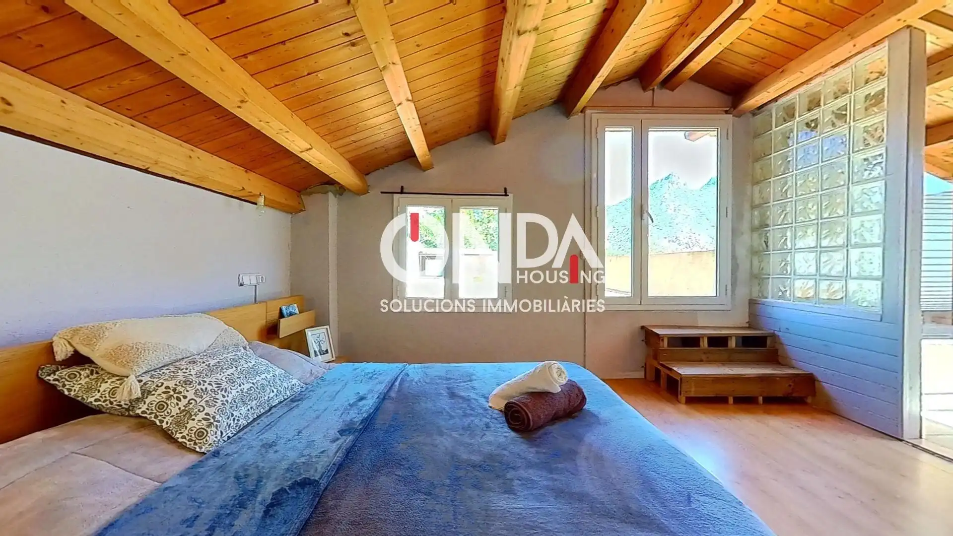 Bedroom of Houses for sale in Camarasa  with Heating, Private garden and Parquet flooring