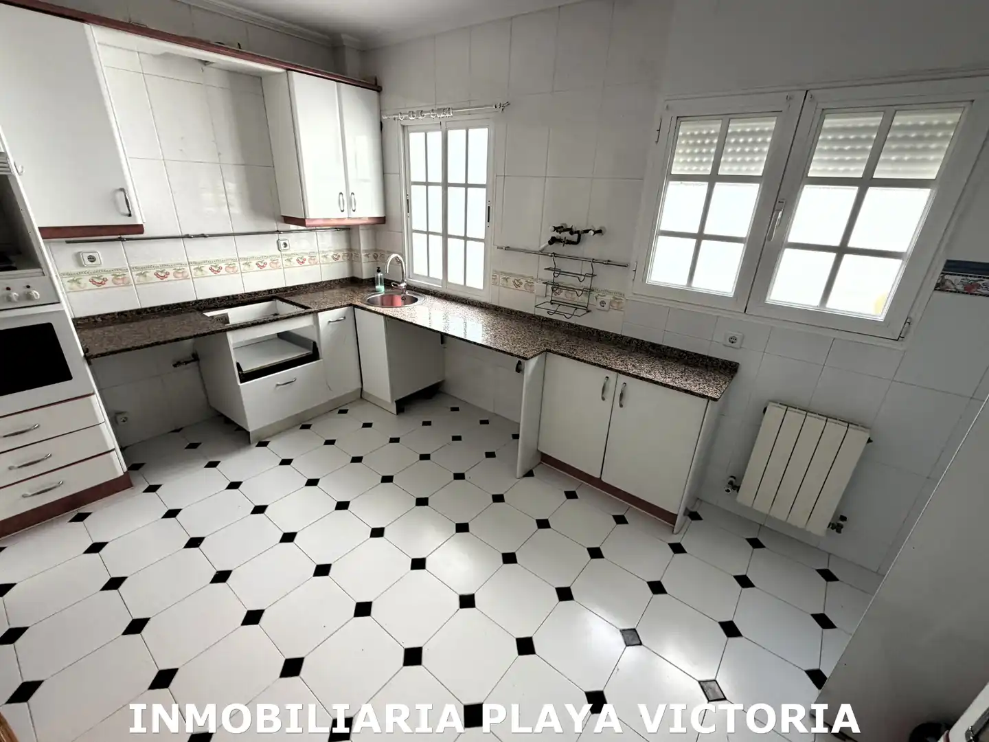 Flat with terrace for sale in Avenida Amílcar Barca, imagen 13