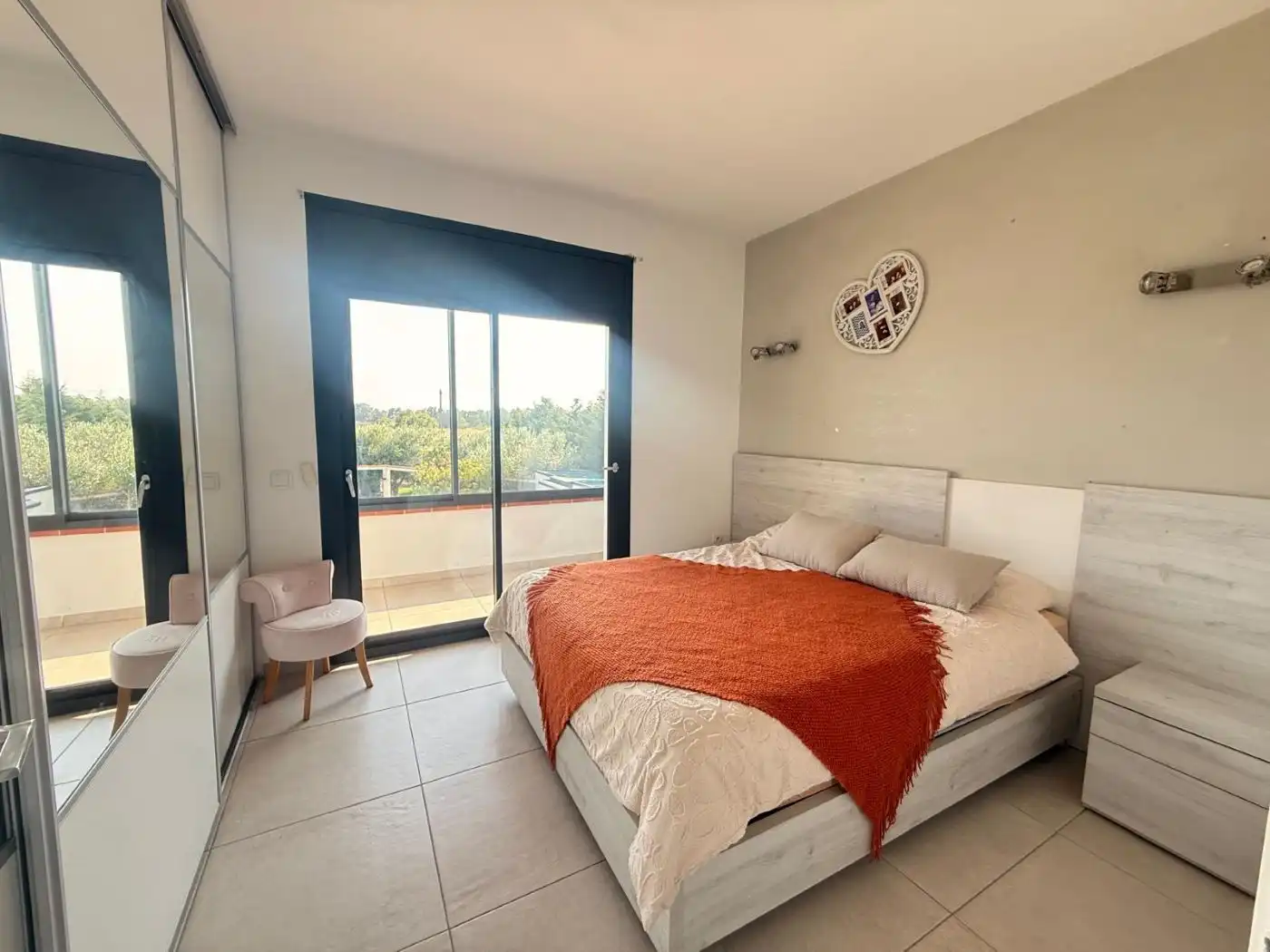 Dormitori de Casa o xalet en venda en Castelló d'Empúries amb Aire condicionat, Calefacció i Jardí privat