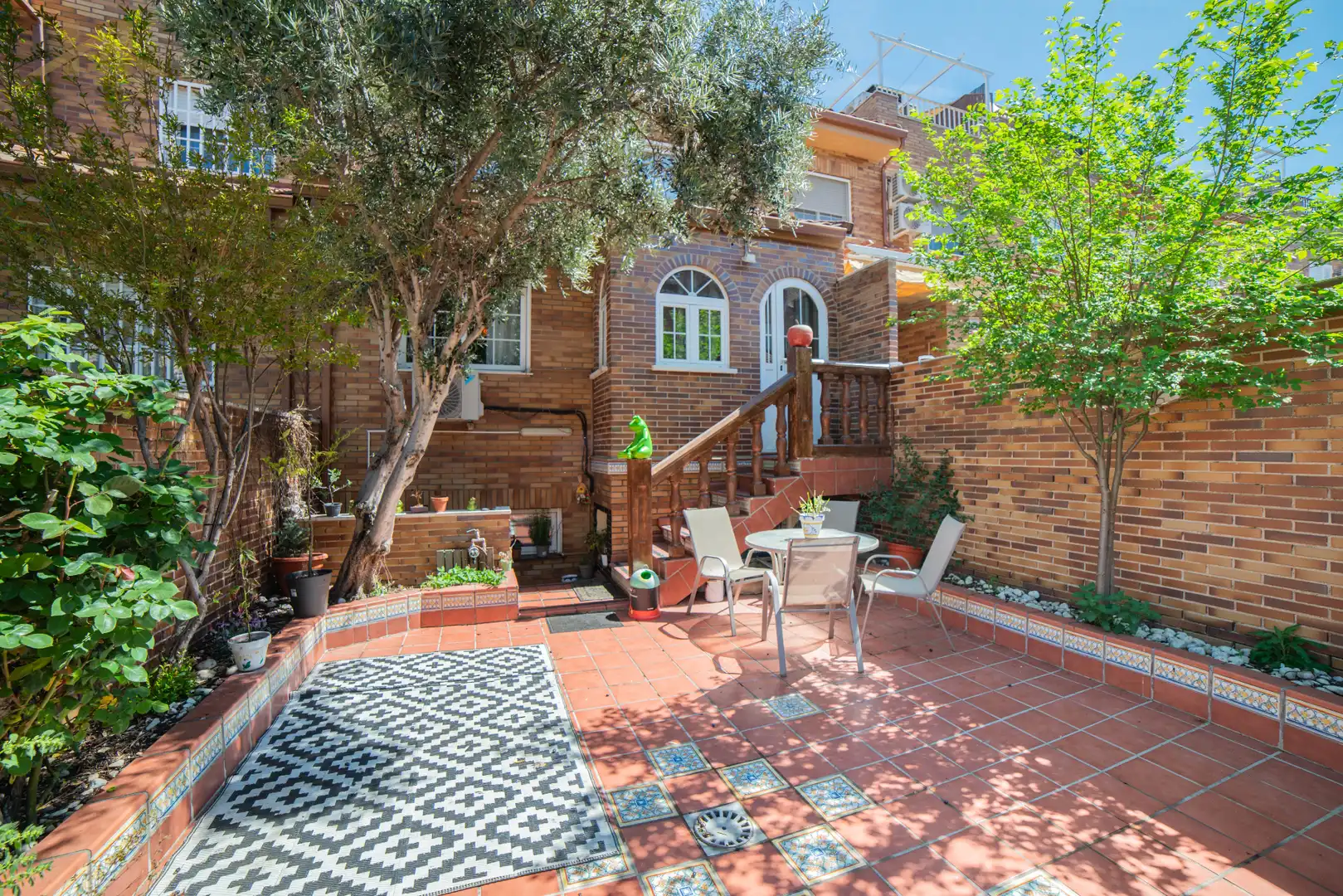 Terrassa de Casa adosada en venda en Valdemoro amb Calefacció, Jardí privat i Parquet