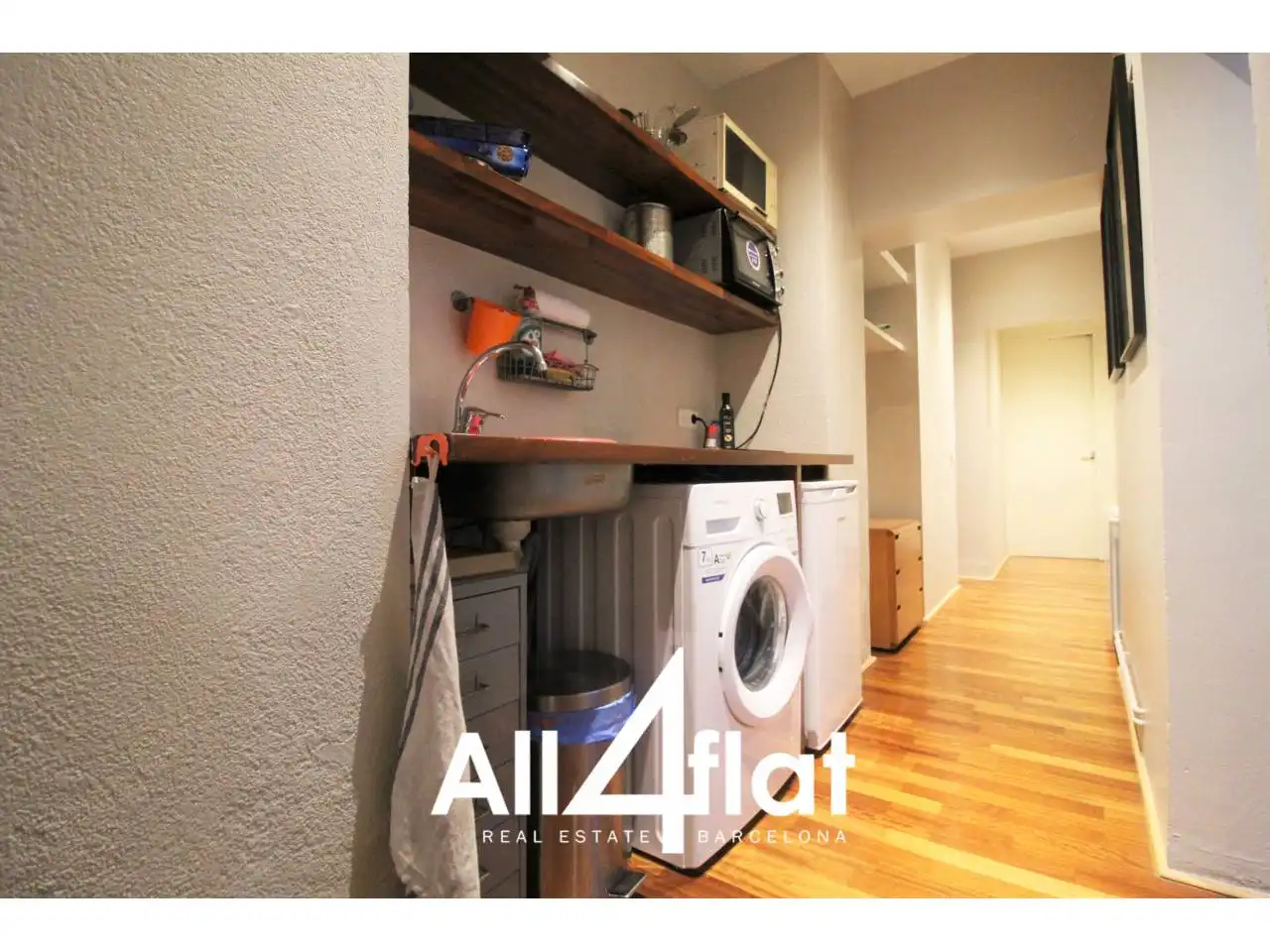 Küche von Wohnung zur Miete in Barcelona mit Heizung, Parkett und Abstellraum