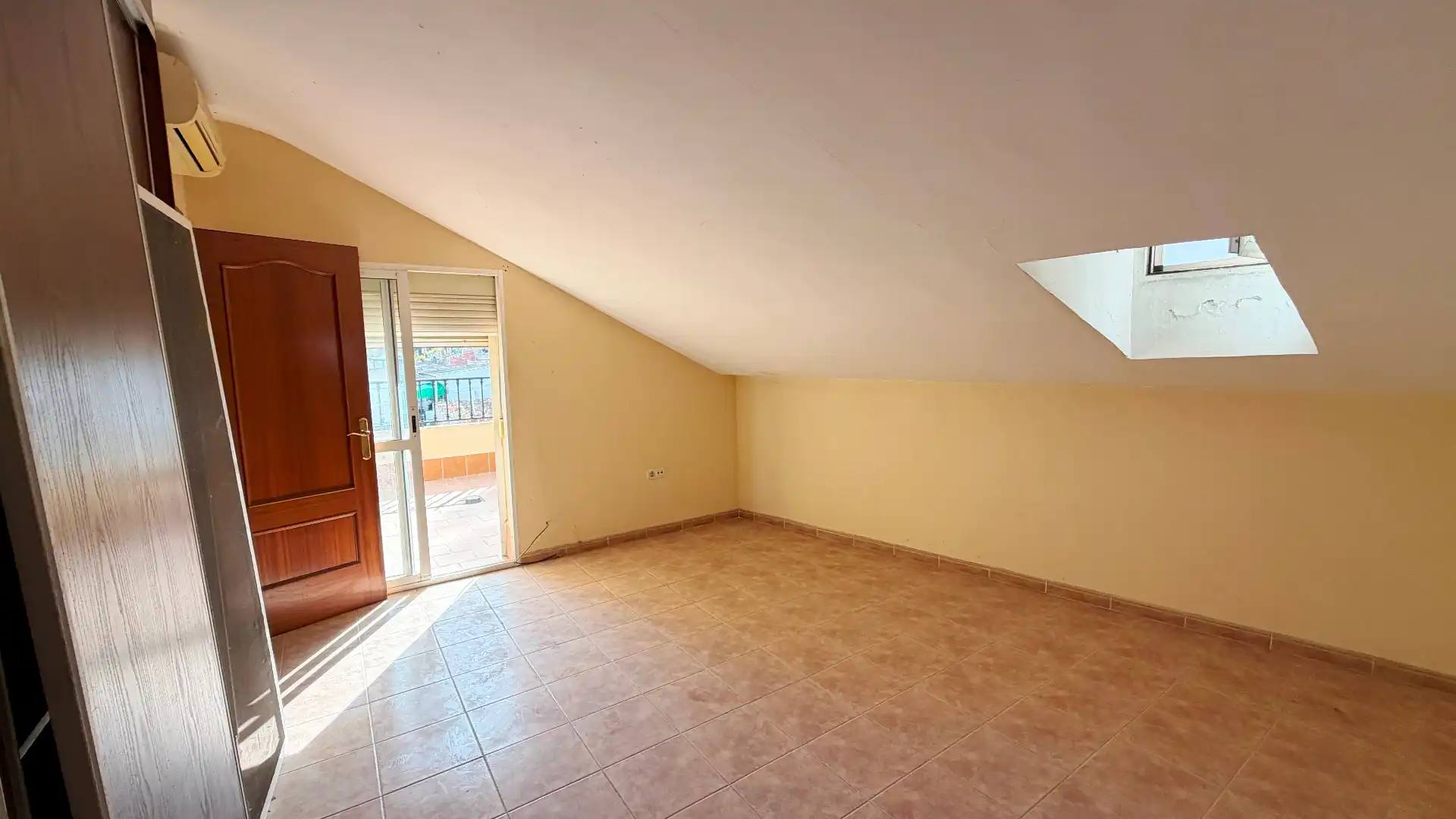 Casa adosada en venda en Cártama amb Terrassa i Traster