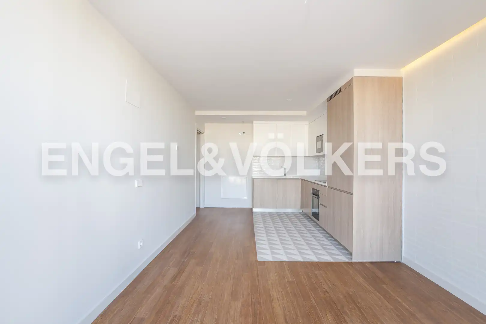 Living room of Flat for rent in Madrid  with Heating and Swimming Pool