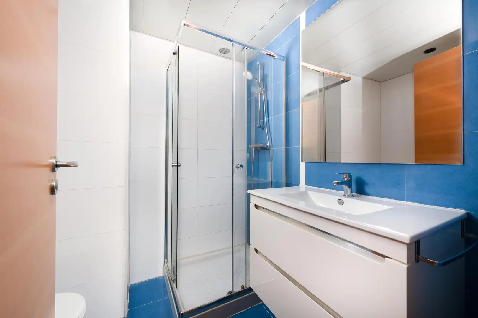 Baño de Piso en venta en Valencia con Aire acondicionado, Terraza y Trastero