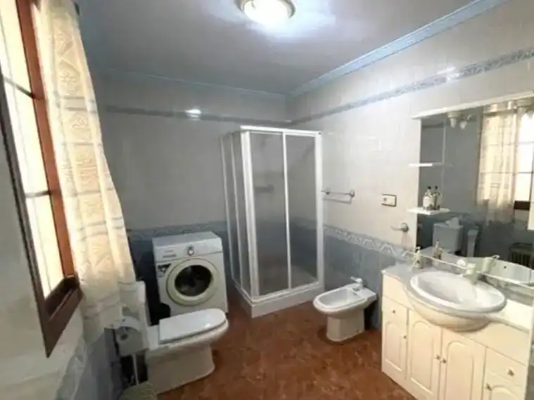 Bany de Casa adosada en venda en Árchez