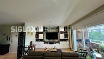 Living room of Flat for sale in  Barcelona Capital  with Air Conditioner, Heating and Terrace