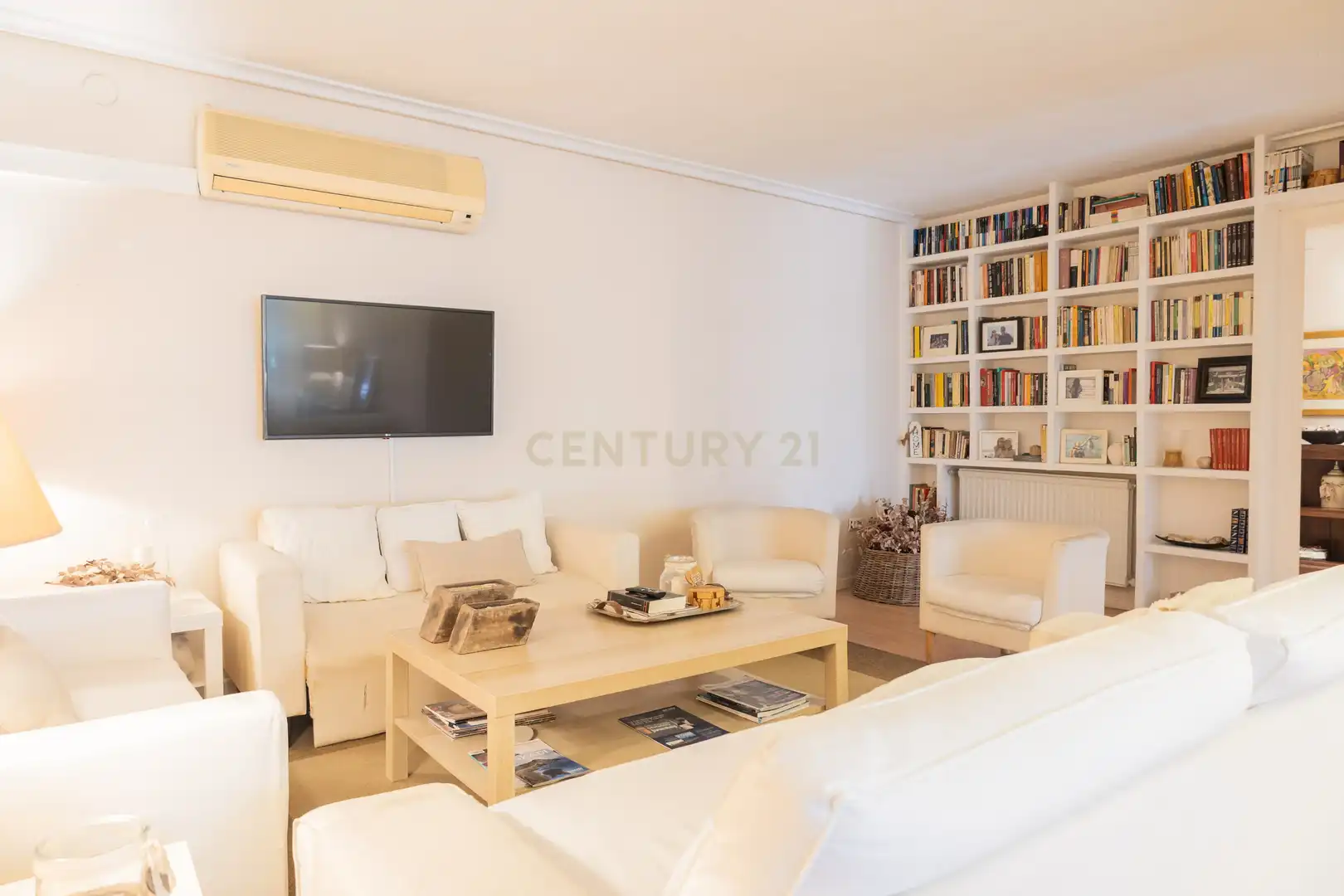 Sala de estar de Piso en venta en Valencia con Aire acondicionado, Trastero y Balcón
