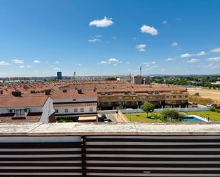 Exterior view of Attic for sale in Badajoz Capital  with Terrace and Storage room