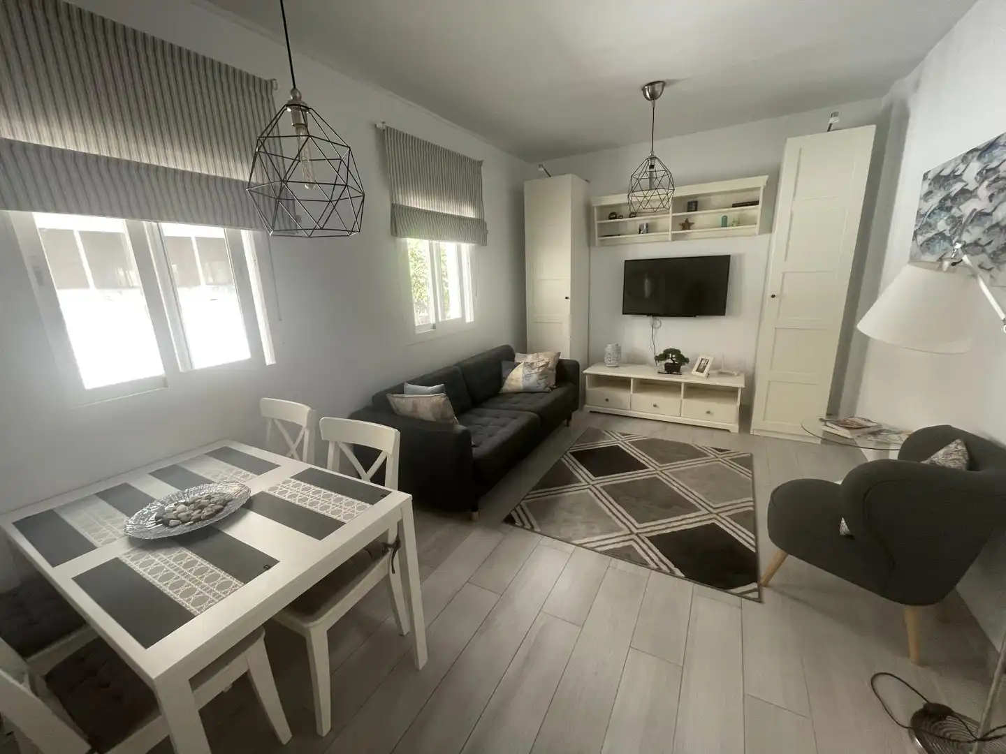 Piso con balcón en venta en Estepona Pueblo, imagen 3