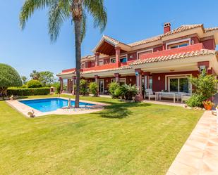 Garden of House or chalet for sale in Marbella  with Air Conditioner, Private garden and Terrace