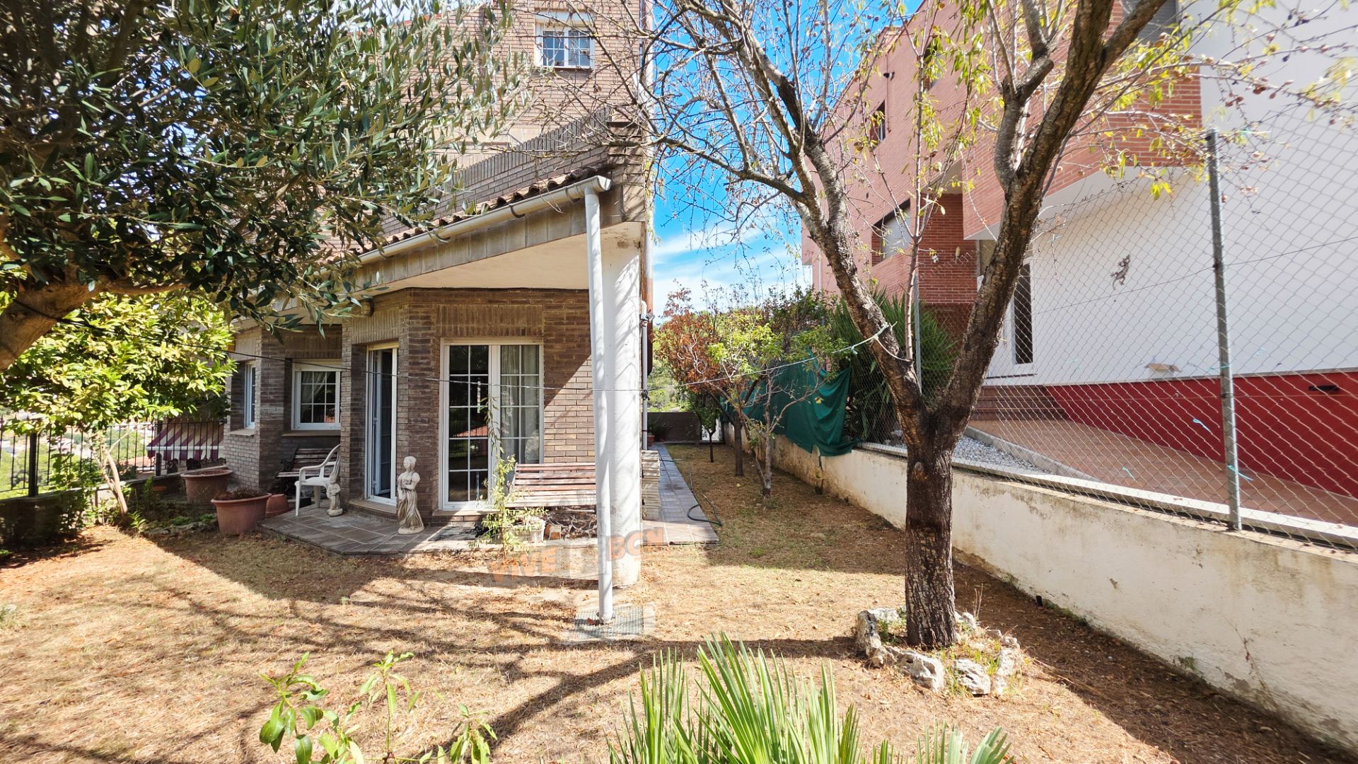 Garden of House or chalet for sale in Vallirana  with Air Conditioner, Private garden and Terrace