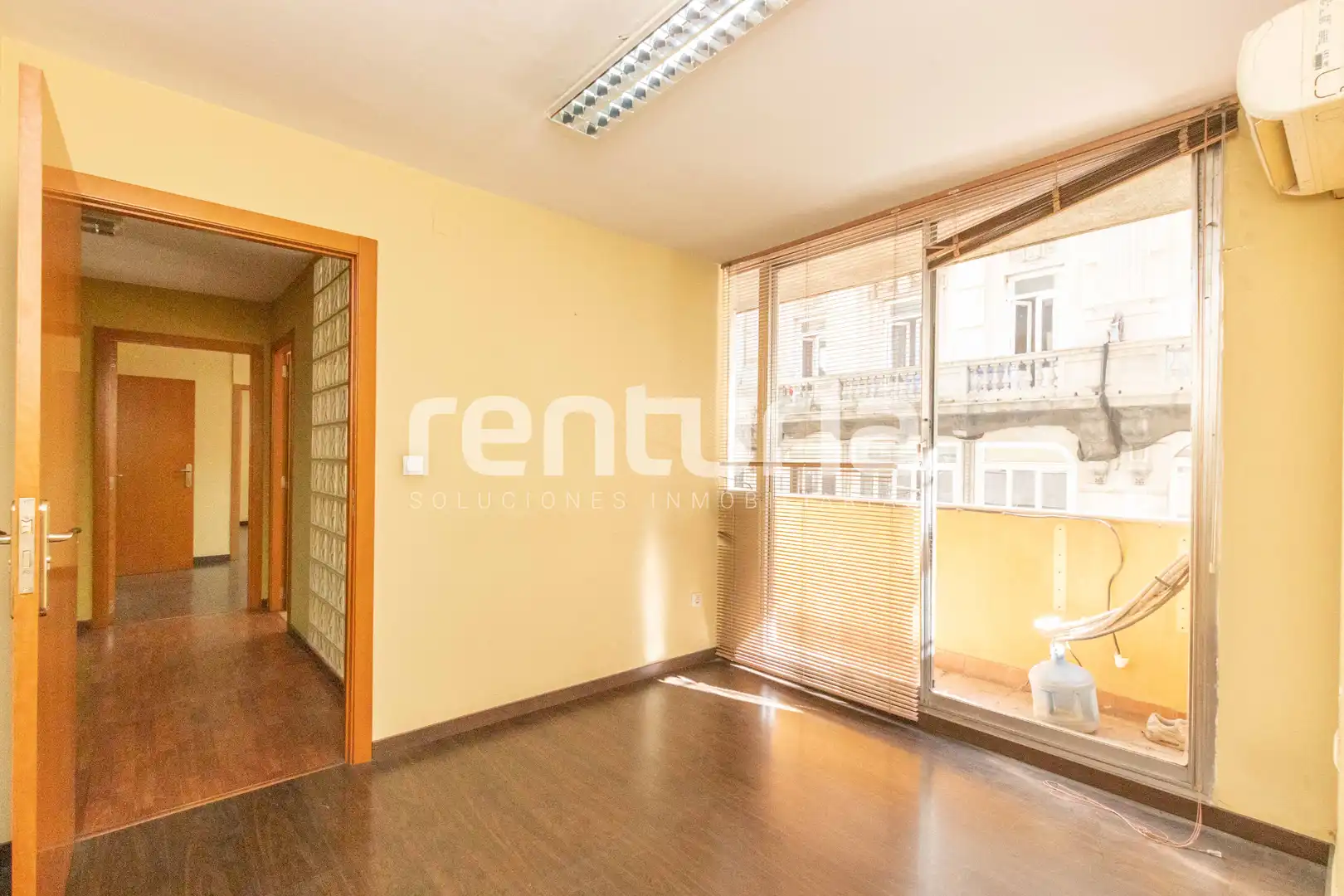 Büro mit Terrasse zur Miete in Carrer de les Garrigues, imagen 9